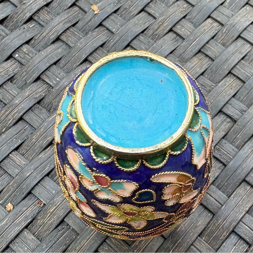 Vtg Cloisonné Enamel Mini Vase from China- so cute, beautiful colors 3 inches - Picture 6 of 9